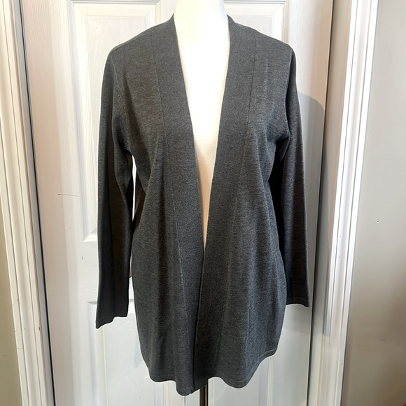 John & Jenn Niko Cardigan | Amour
